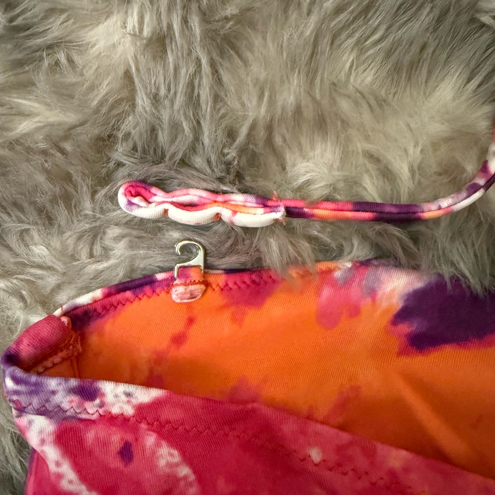 Victoria’s Secret Tie Dye Bikini Swimsuit - Picture 4 of 5